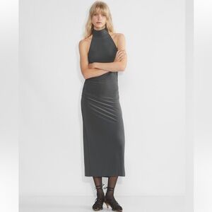 Wilfred
Smooth Matter Remedy Dress Color Coal Grey Size Small Halter & Backless
